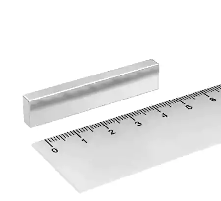 Неодимов магнит 50x10x5mm клас N52